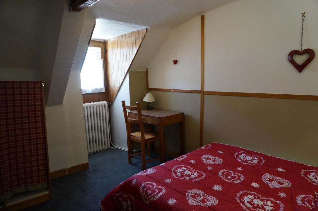 Auberge Saint Antoine Pelvoux Exterior photo